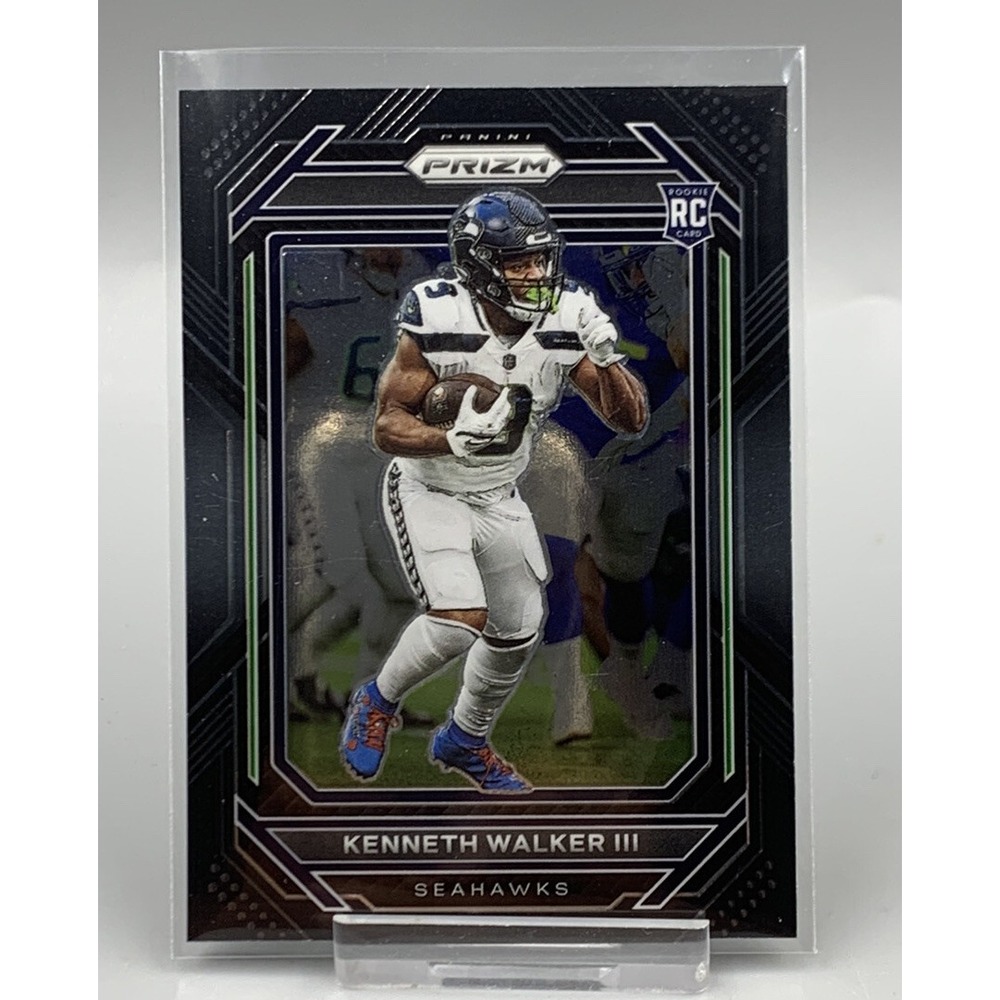 2022 Panini Chronicles Prizm Black Kenneth Walker III #PB-19 Rookie Card - Picture 1 of 3